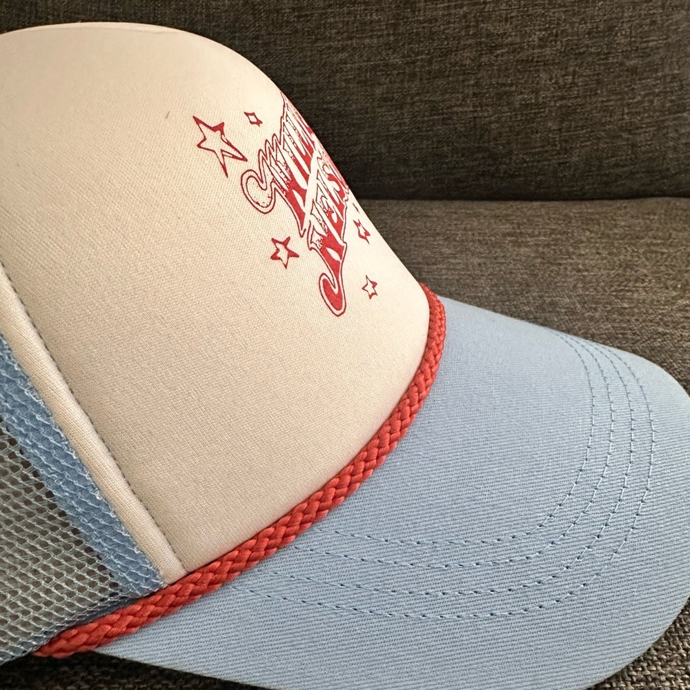 Willie Nelson Love Forever Trucker Hat - Picture 3 of 7